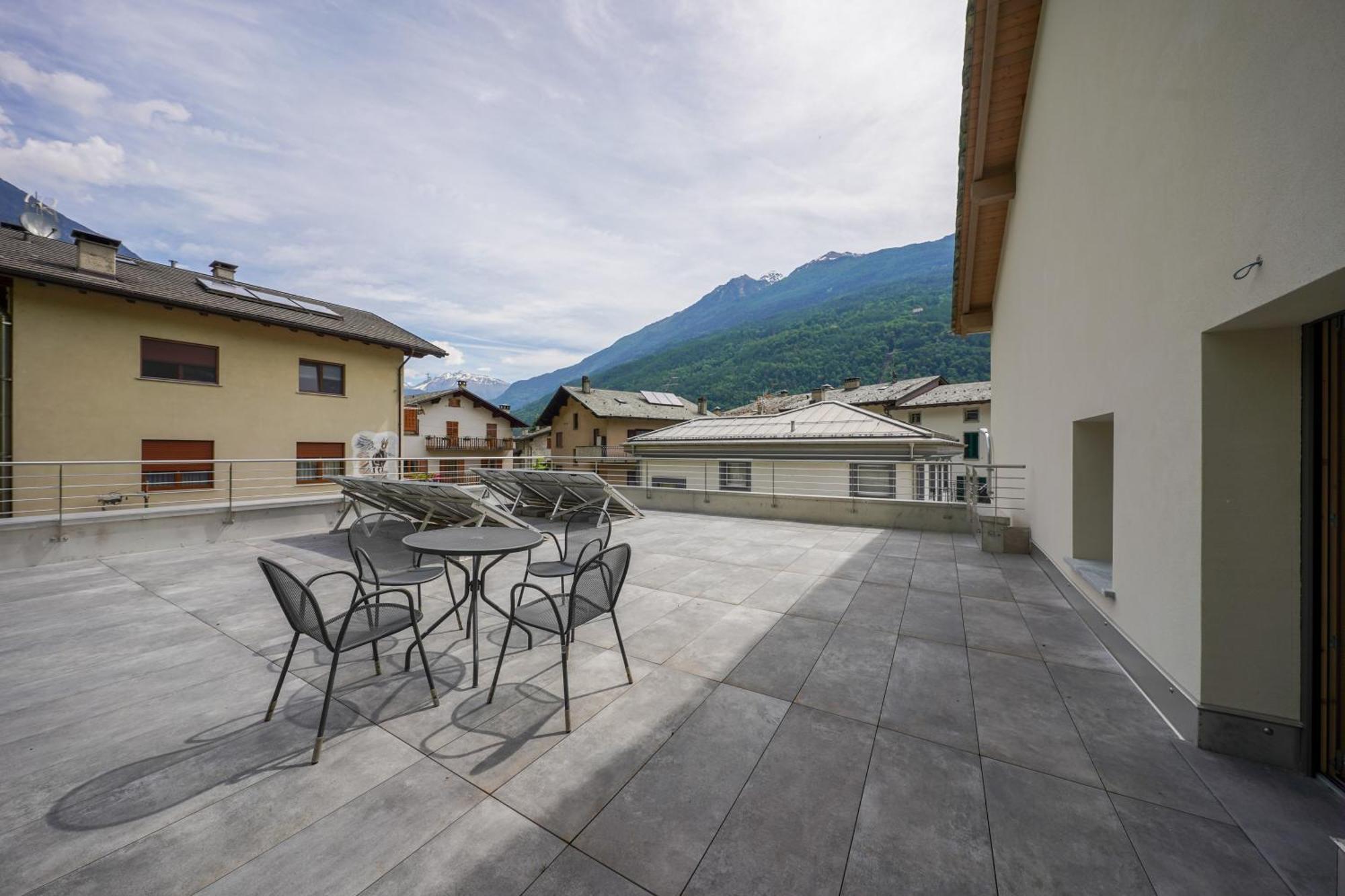 Ferienwohnung Al Campanile - Valtellina - 15 Min Da Bernina Express Grosotto Exterior foto